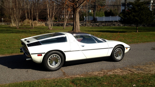 Обои картинки фото maserati, автомобили, bora, эксклюзив, спортивный, италия