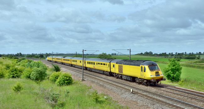 Обои картинки фото техника, поезда, железная, дорога, рельсы, локомотив, состав