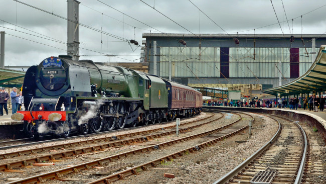 Обои картинки фото техника, паровозы, вокзал, перрон, пути, паровоз, поезд