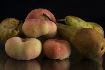 Картинка еда фрукты +ягоды груши нектарины