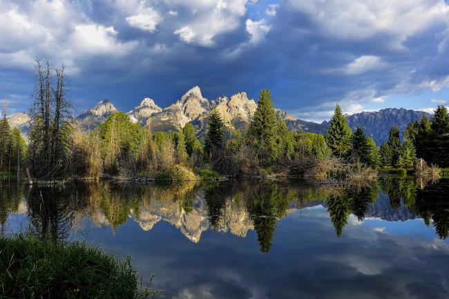 Обои картинки фото природа, реки, озера, река, лес, горы