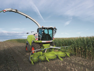 Картинка техника комбайны claas