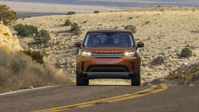 Обои картинки фото land-rover discovery hse-td6 2018, автомобили, land-rover, 2018, hse-td6, discovery