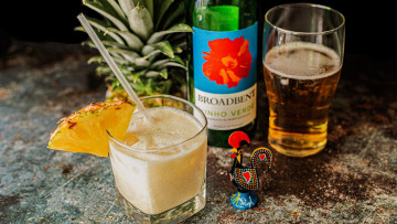 Картинка еда напитки +коктейль молочный коктейль ананас