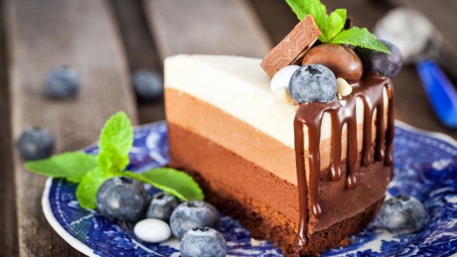 Обои картинки фото еда, торты, торт, черника
