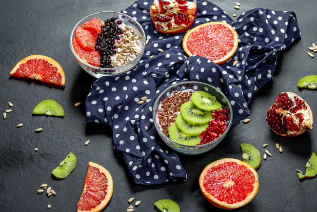 Обои картинки фото еда, мороженое,  десерты, киви, десерт, гранат, семечки