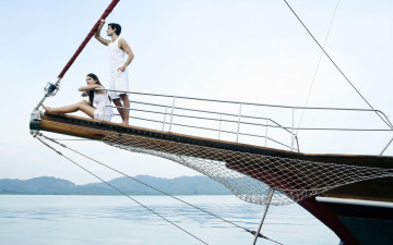 Картинка разное мужчина+женщина яхта отдых катер море парень девушка