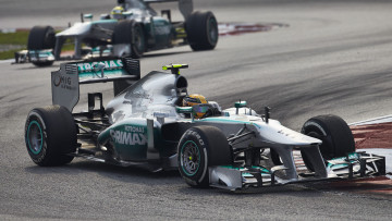 Картинка спорт формула f1 grand prix 2013 malaysian formula one