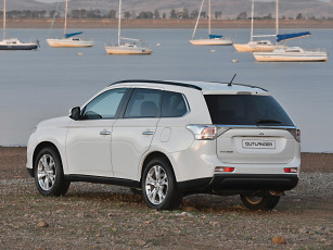 Картинка автомобили mitsubishi za-spec outlander 2014 светлый