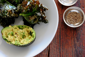 Картинка еда салаты +закуски фаршированный авокадо салат закуска