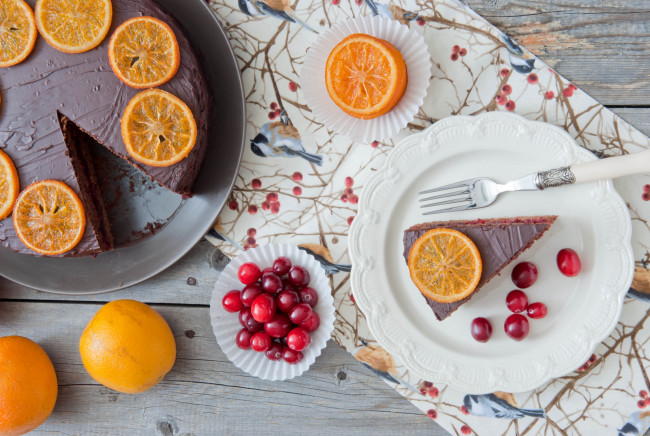 Обои картинки фото еда, торты, апельсин, клюква