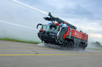 Картинка rosenbauer+crashtender автомобили пожарные+машины rosenbauer crashtender vehicles water cannons fire-service