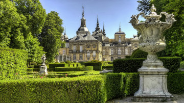 Картинка la+granja+de+san+idelfonso города -+дворцы +замки +крепости дворец парк