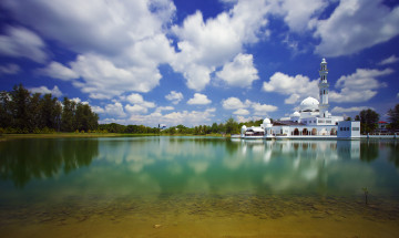 Картинка города -+мечети +медресе мечеть