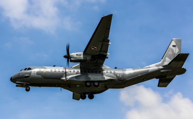 Обои картинки фото airbus 295 short, авиация, военно-транспортные самолёты, транспорт