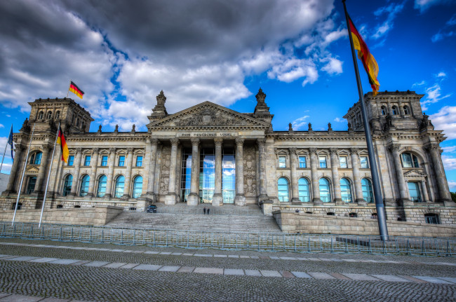 Обои картинки фото reichtag building, города, берлин , германия, площадь, парламент