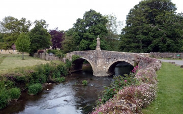 Картинка города -+мосты река мост статуя