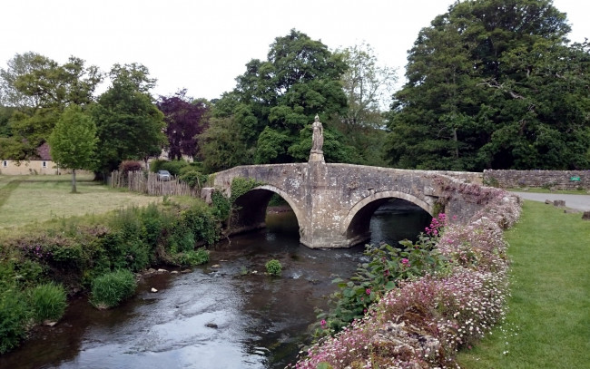 Обои картинки фото города, - мосты, река, мост, статуя