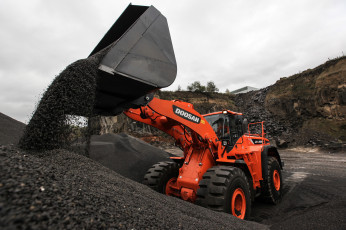 Картинка техника фронтальные+погрузчики doosan