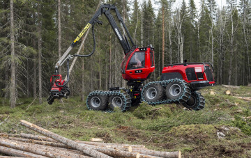 Картинка техника лесоповалочная+техника komatsu