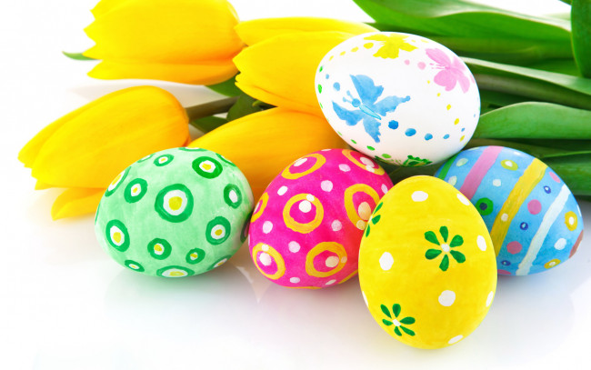Обои картинки фото праздничные, пасха, тюльпаны, крашенки