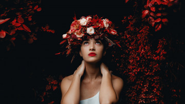 Картинка девушки -+креатив +косплей венок креатив