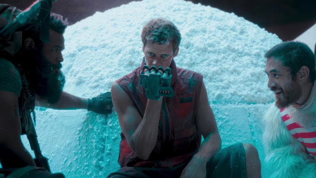 Обои картинки фото boy kills world ,  2023 , кино фильмы, boy kills world, boy, kills, world, bill, skarsgard, пацан, против, всех, боевик, билл, скарсгард