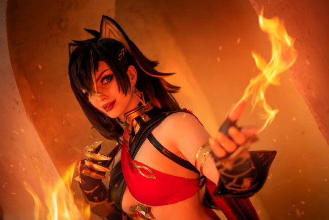 Обои картинки фото девушки, мария давыдова , lady melamory, образ, косплей, ушки, наряд, огонь