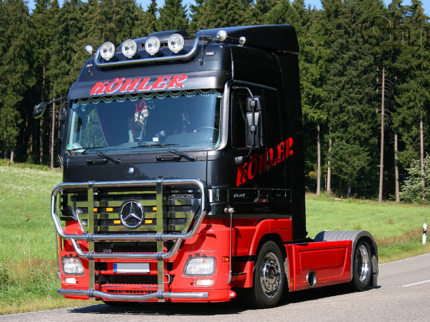 Обои картинки фото автомобили, mercedes, trucks