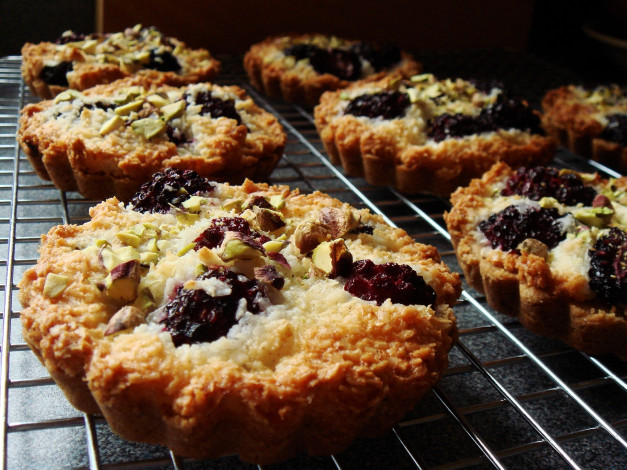 Обои картинки фото еда, пирожные, кексы, печенье