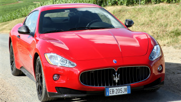 Картинка maserati granturismo автомобили s p a элитные эксклюзивные италия