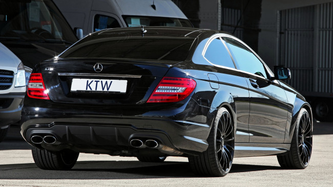 Обои картинки фото mercedes, coupe, автомобили, benz, германия, daimler, ag