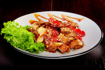 Картинка еда мясные+блюда мясо зелень вторые блюда