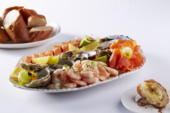 Картинка еда рыбные+блюда +с+морепродуктами устрицы креветки