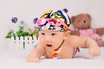 Картинка разное люди ребенок очки бандана мишка