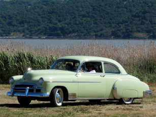 Картинка автомобили классика