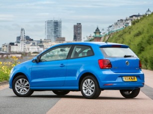 Картинка автомобили volkswagen polo синий 2014г typ 6r uk-spec 3-door