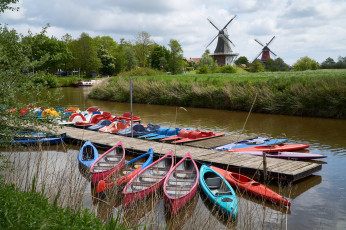 Картинка корабли лодки +шлюпки река лес