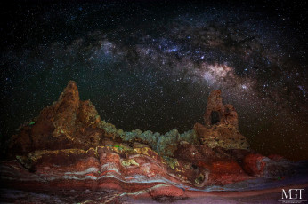 Картинка природа горы скалы ночь