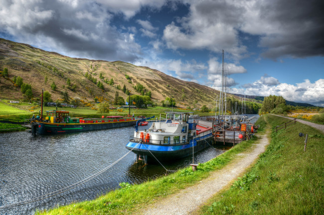 Обои картинки фото корабли, баржи, река