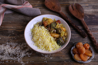 Картинка еда вторые+блюда рис мясо второе блюдо ложка