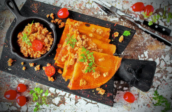 Картинка еда блины +оладьи томат зелень