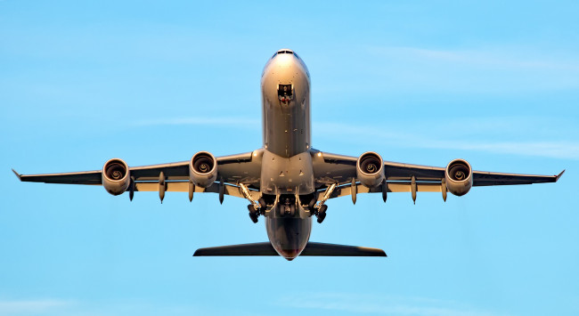 Обои картинки фото airbus a340-642x, авиация, пассажирские самолёты, авиалайнер