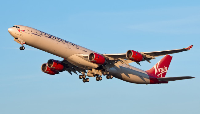 Обои картинки фото airbus a340-642, авиация, пассажирские самолёты, авиалайнер