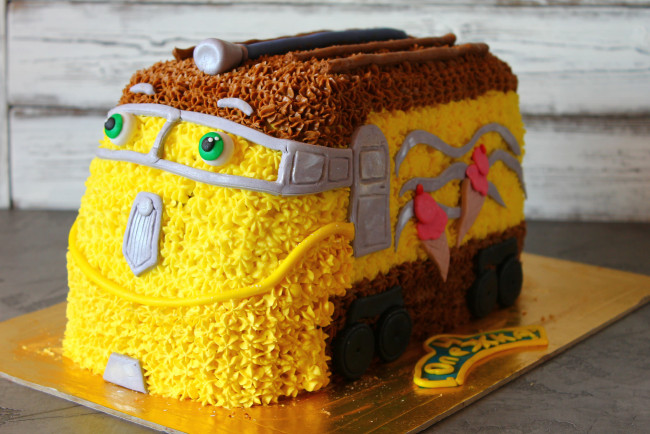 Обои картинки фото еда, торты, сладость, вкусно, праздник, торт, поровоз