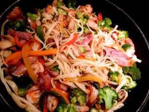 Картинка еда макаронные+блюда фетучини