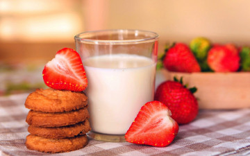 Картинка еда разное печенье клубника молоко