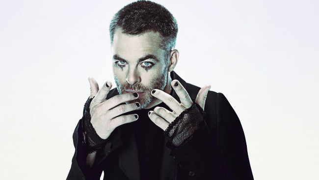 Обои картинки фото мужчины, chris pine, макияж