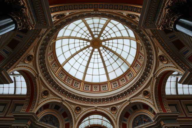 Обои картинки фото интерьер, убранство,  роспись храма, потолок