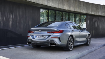 Картинка 2020+bmw+8+series+m850i+xdrive+gran+coupe автомобили bmw вид сзади 8 series m850i xdrive gran coupe